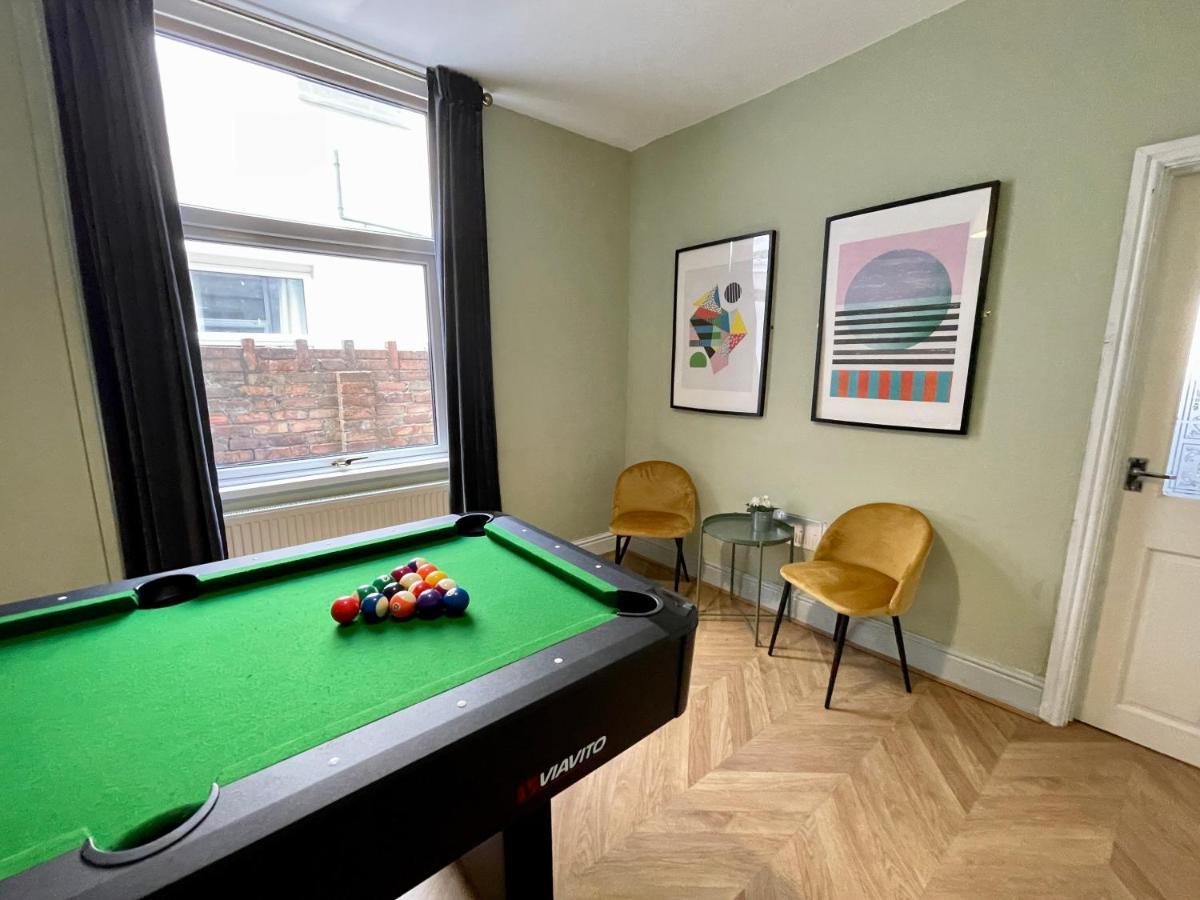 Edwardian City Centre House For Big Groups, Offroad Parking & Hot Tub! Cardiff Exterior photo